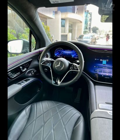 מרצדס-בנץ EQS SUV