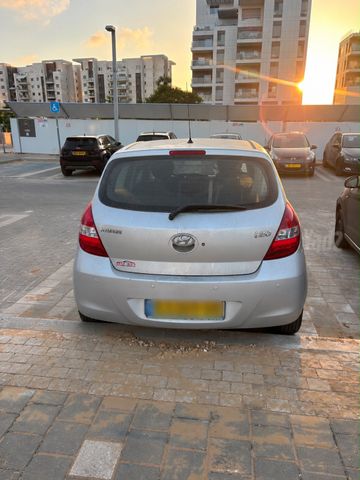 i20 GLI אוט׳ 1.4 (100 כ״ס)