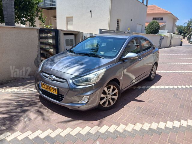 יונדאי אקסנט i25