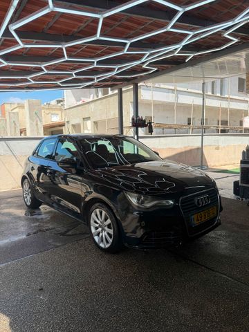 אאודי A1
