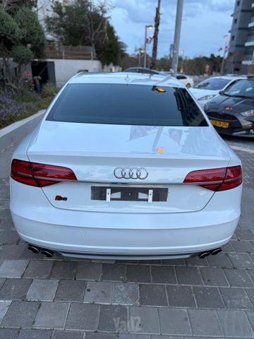 אאודי S8