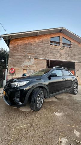 קיה סטוניק