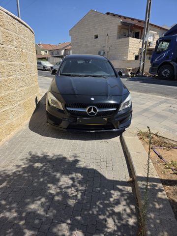 מודעת רכב מרצדס-בנץ CLA