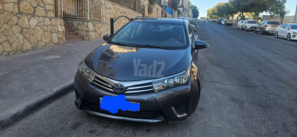 מודעת רכב טויוטה קורולה