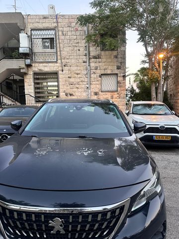 פיג'ו 3008