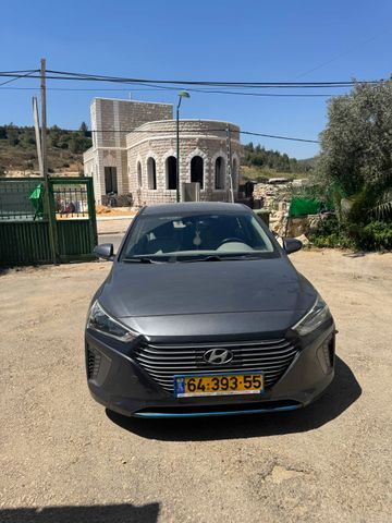 יונדאי איוניק