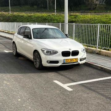 מודעת רכב ב מ וו סדרה 1