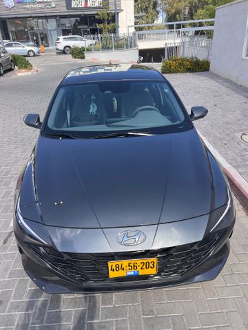 יונדאי אלנטרה