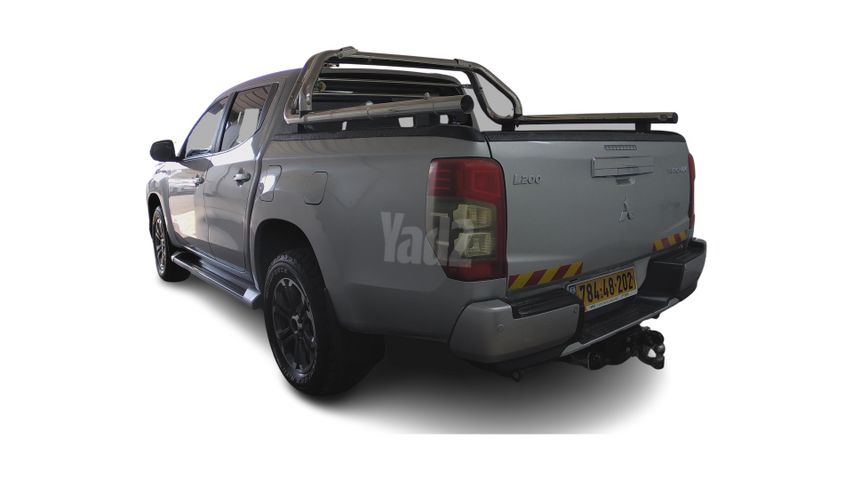 מיצובישי טרייטון / L200