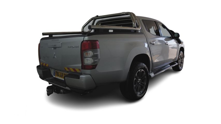 מיצובישי טרייטון / L200