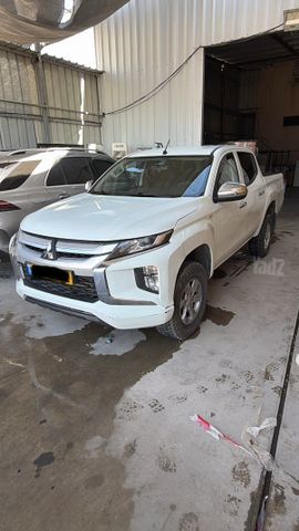 מודעת רכב מיצובישי טרייטון / L200