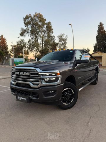 2500 Laramie Plus אוט׳ 6.7 (370 כ״ס)