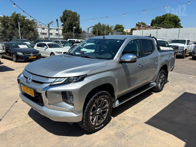 מיצובישי טרייטון / L200