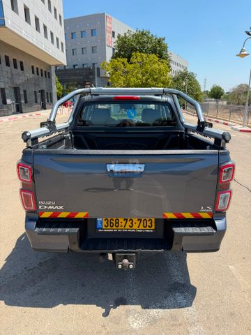 איסוזו די-מקס