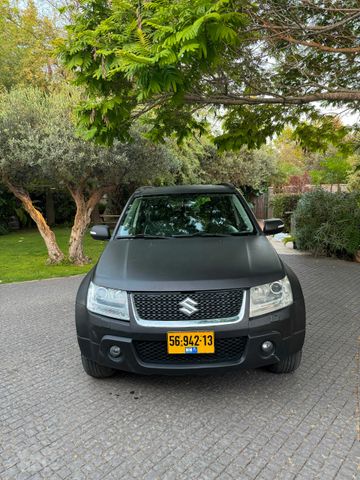 גרנד ויטרה JLX-E אוט׳ 5 דל 2.4 (165 כ״ס)