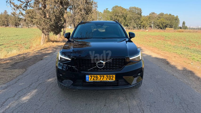 וולוו XC40