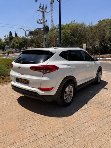 יונדאי טוסון