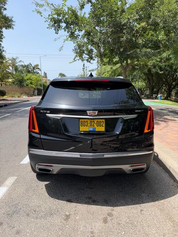 קאדילק XT5