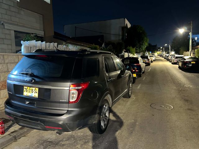 אקספלורר 4X4 Limited אוט׳ 3.5 (290 כ״ס)