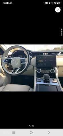 יגואר F-Pace