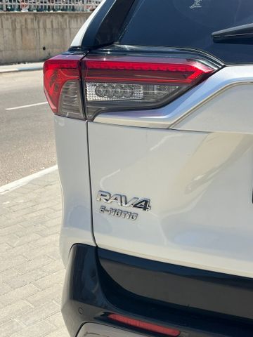 טויוטה RAV4