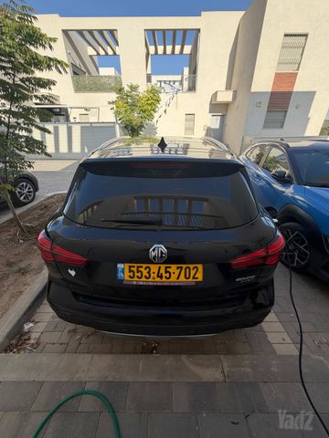 אם ג'י EHS PHEV