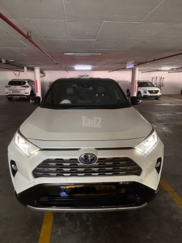 מודעת רכב טויוטה RAV4