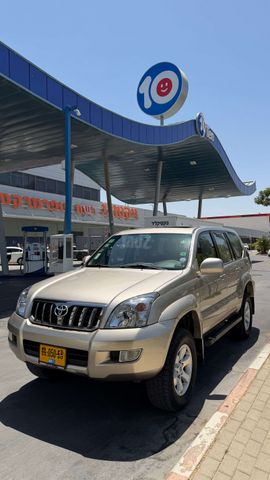 מודעת רכב טויוטה לנד קרוזר