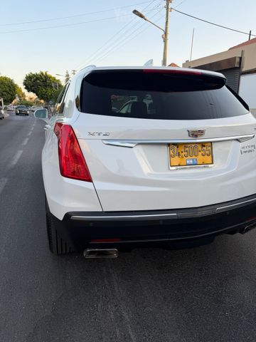מודעת רכב קאדילק XT5
