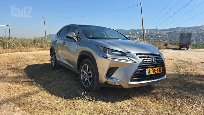 NX Premium 300 אוט׳ 2.0 (238 כ״ס)