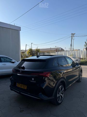 אם ג'י מארוול R