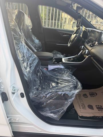 טויוטה RAV4