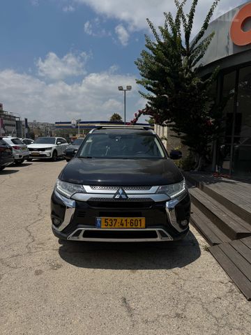 אאוטלנדר Instyle אוט׳ 7 מק 2.0 (150 כ״ס) [2016-2019]