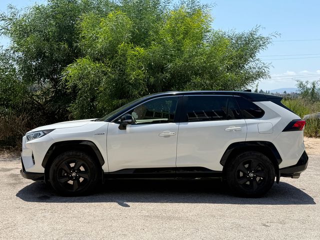 טויוטה RAV4