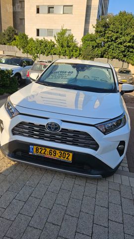 מודעת רכב טויוטה RAV4