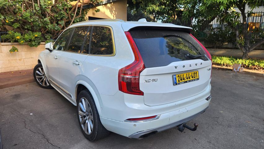 וולוו XC90