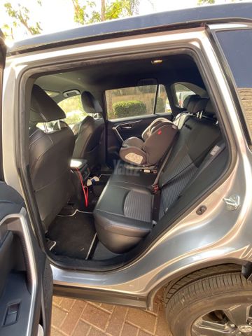 טויוטה RAV4