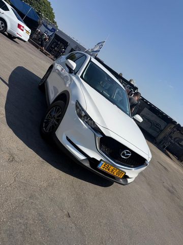מודעת רכב מאזדה CX-5