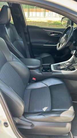טויוטה RAV4