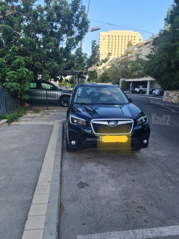 פורסטר XS אוט׳ 2.5 (182 כ״ס)