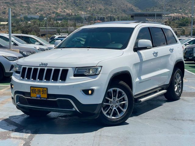 מודעת רכב ג'יפ גרנד צ'ירוקי