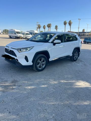 טויוטה RAV4
