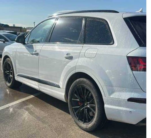 מודעת רכב אאודי Q7