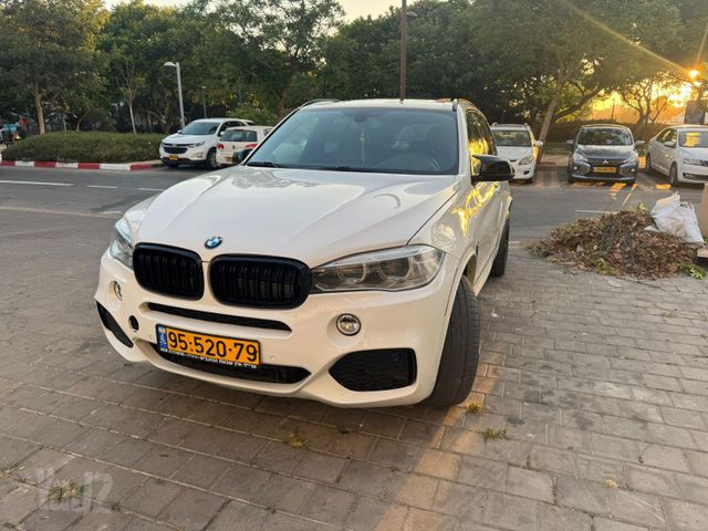ב מ וו X5