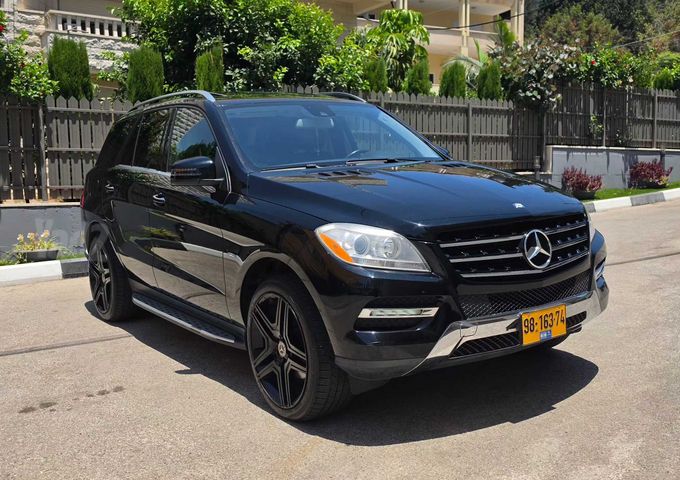 מודעת רכב מרצדס-בנץ ML