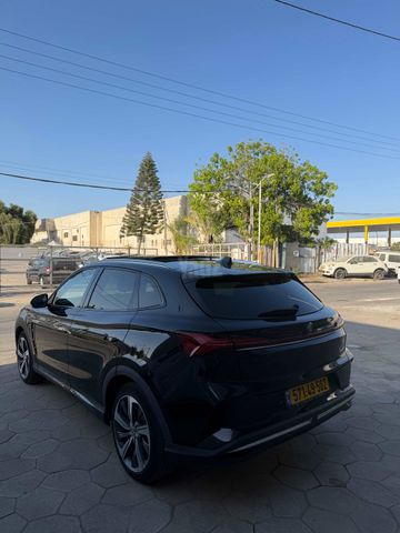 אם ג'י מארוול R