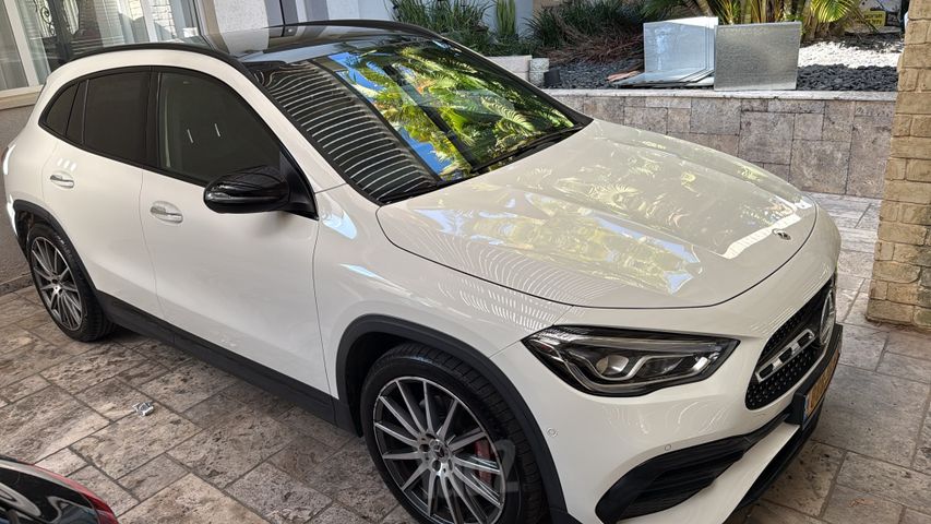 מרצדס-בנץ GLA