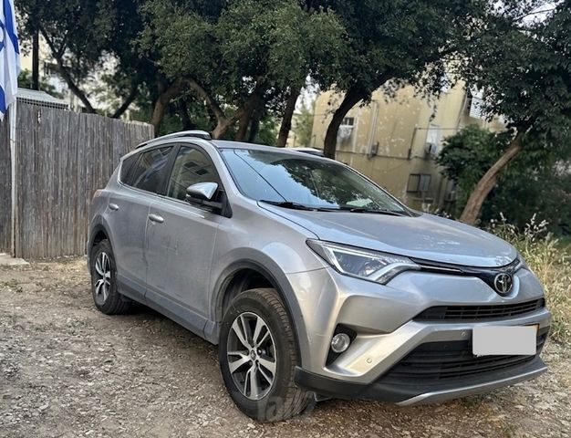 מודעת רכב טויוטה RAV4