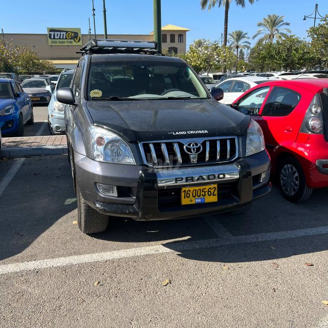 טויוטה לנד קרוזר