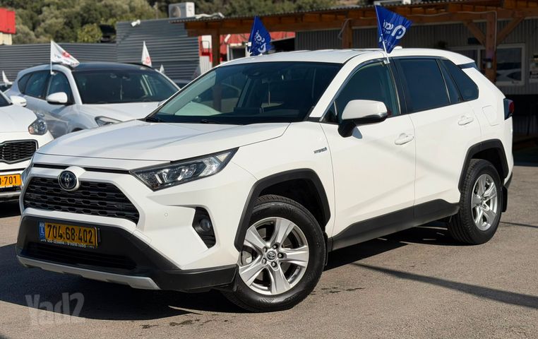 מודעת רכב טויוטה RAV4